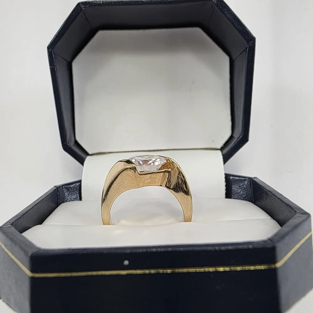 Solitaire Crystal Ring Gold-Tone Statement Cocktail Ring Size 6 - Picture 2 of 8